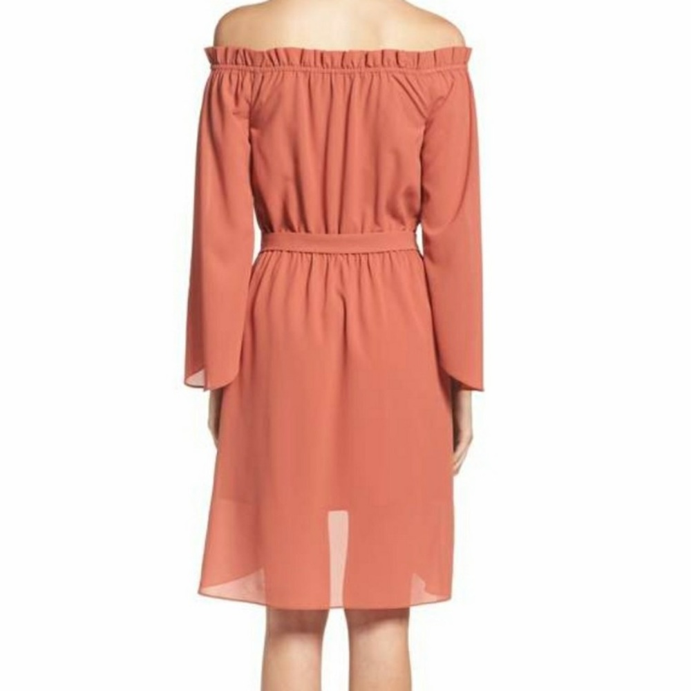NWT Ali & Jay Off The Shoulder Dress - Picture 2 of 8